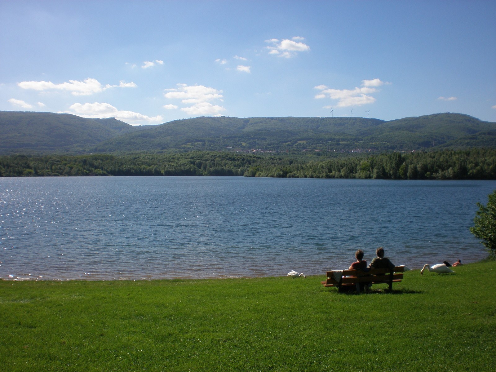 Jezero Barbora od hlavní pláže