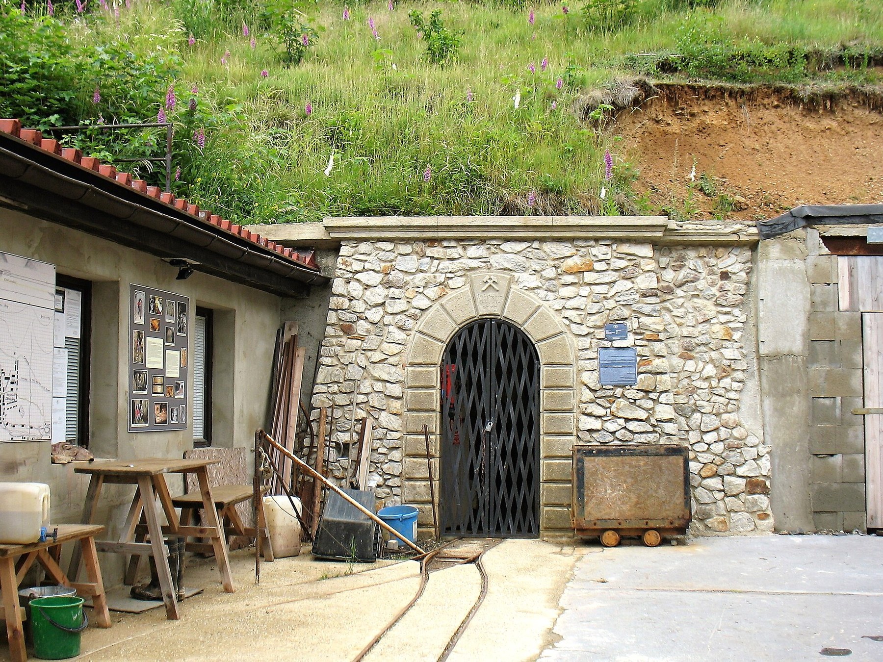 Vstup do štoly Milá paní